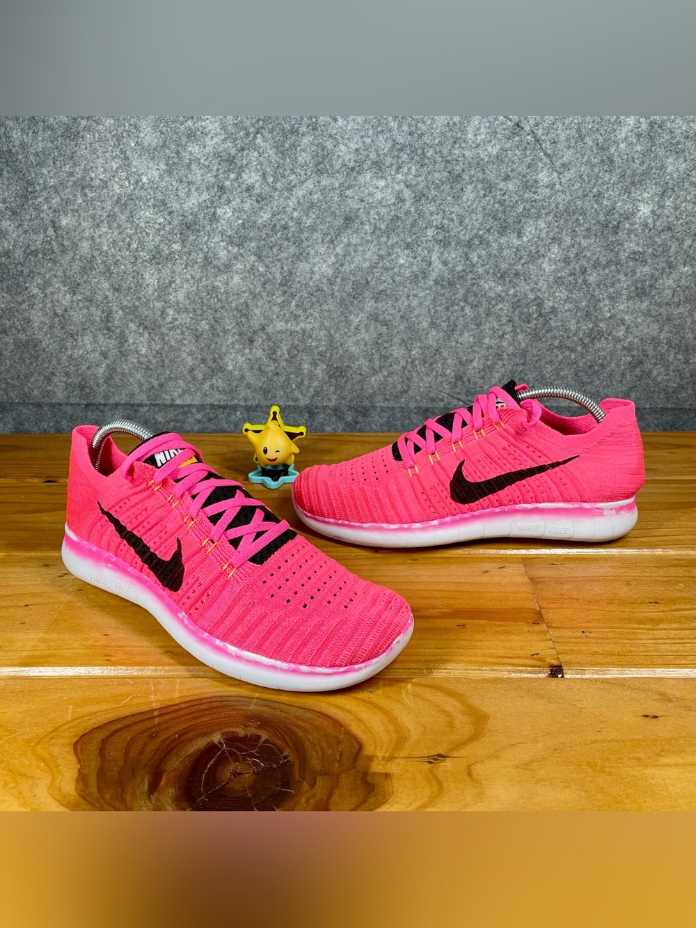 Nike Free RN Flyknit Womens Size 9.5 Pink Blast Black Running Shoes 831070-600
